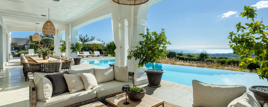 Luxury Mansion with Panoramic Sea, Gibraltar and Africa Views