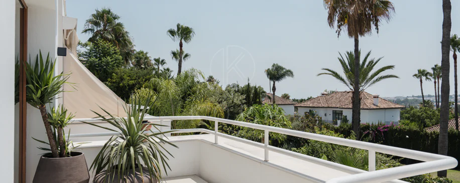 Fully Renovated Garden Duplex Beside Los Naranjos Golf in Nueva Andalucía