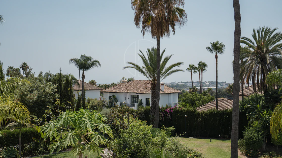 Fully Renovated Garden Duplex Beside Los Naranjos Golf in Nueva Andalucía