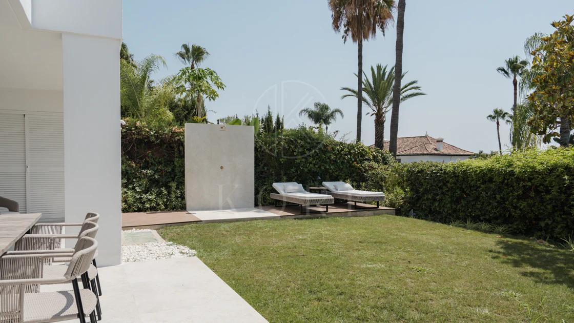 Fully Renovated Garden Duplex Beside Los Naranjos Golf in Nueva Andalucía