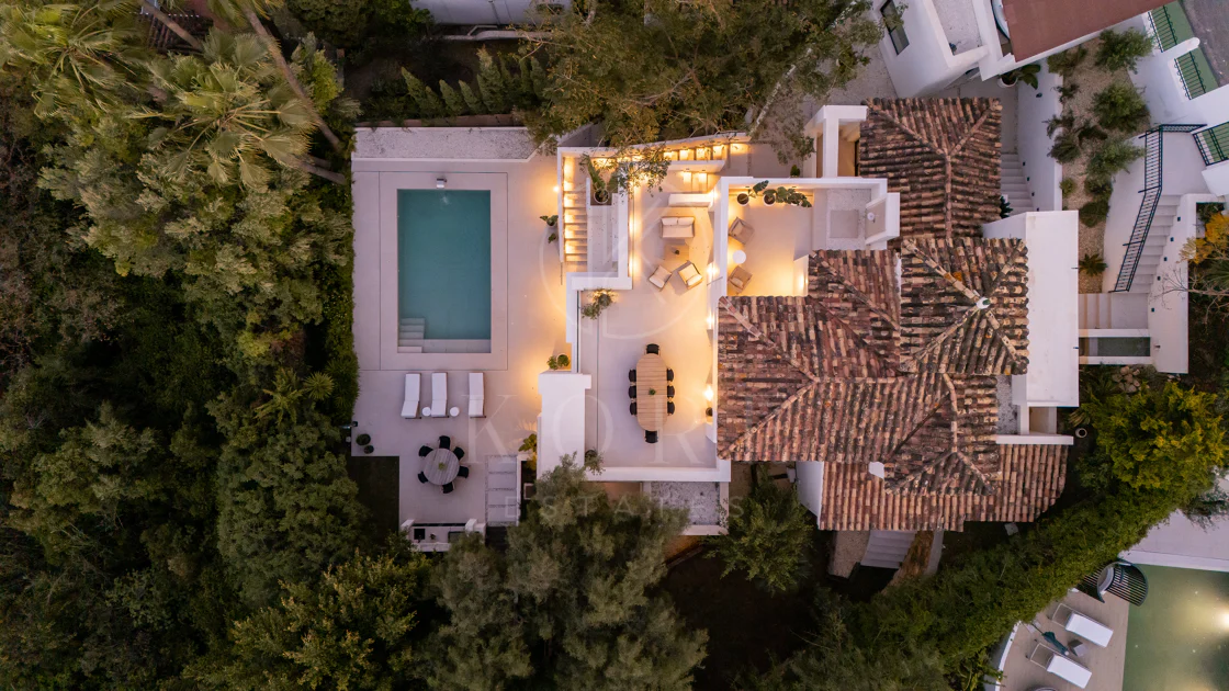 Contemporary Andalusian-Style Villa in Los Naranjos Hill Club