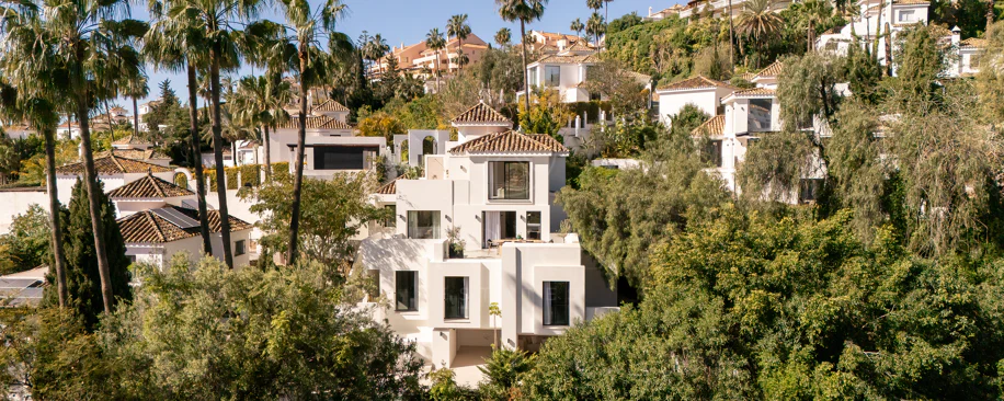 Contemporary Andalusian-Style Villa in Los Naranjos Hill Club