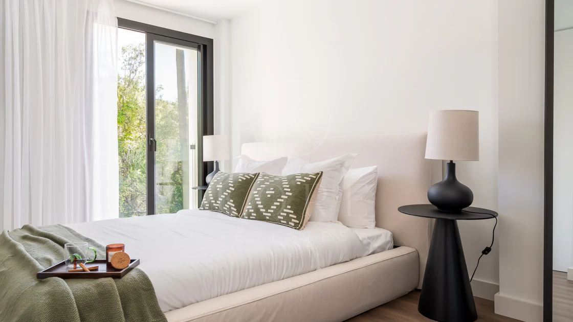 Contemporary Andalusian-Style Villa in Los Naranjos Hill Club