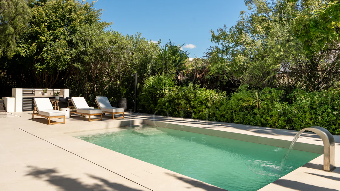 Contemporary Andalusian-Style Villa in Los Naranjos Hill Club