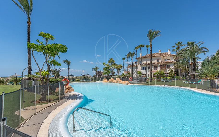 Excepcional apartamento en Los Monteros Playa en primera línea de playa