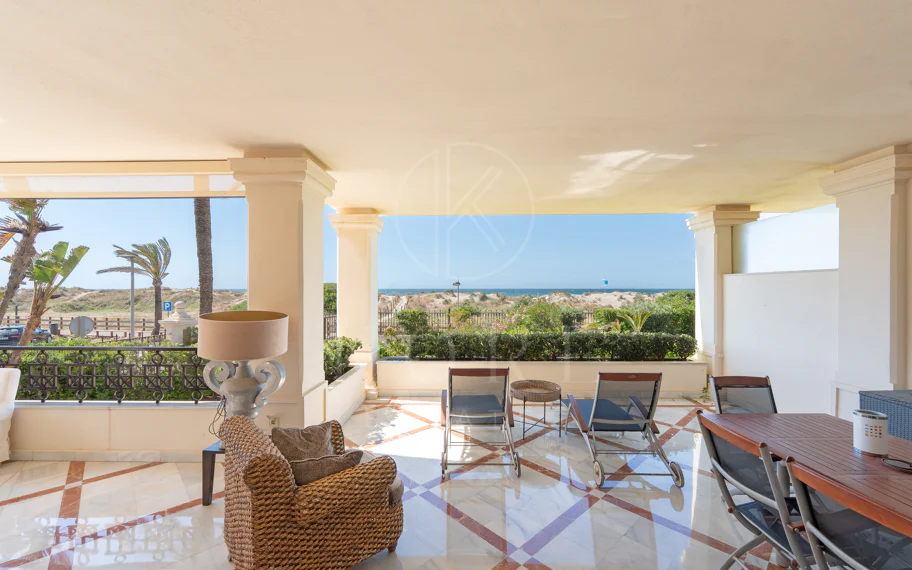 Excepcional apartamento en Los Monteros Playa en primera línea de playa