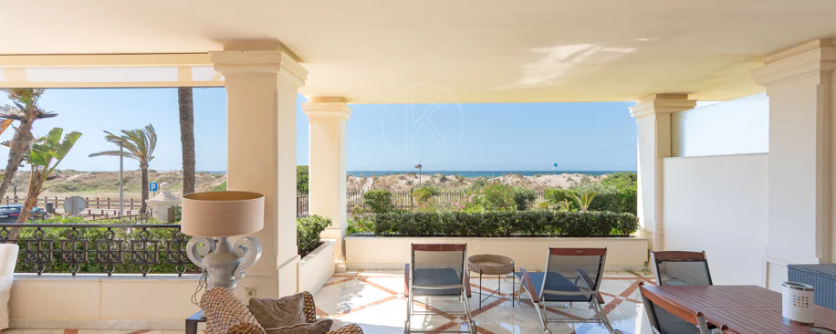 Excepcional apartamento en Los Monteros Playa en primera línea de playa