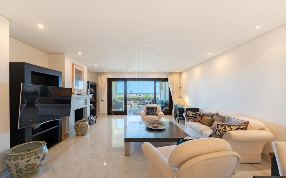 Excepcional apartamento en Los Monteros Playa en primera línea de playa
