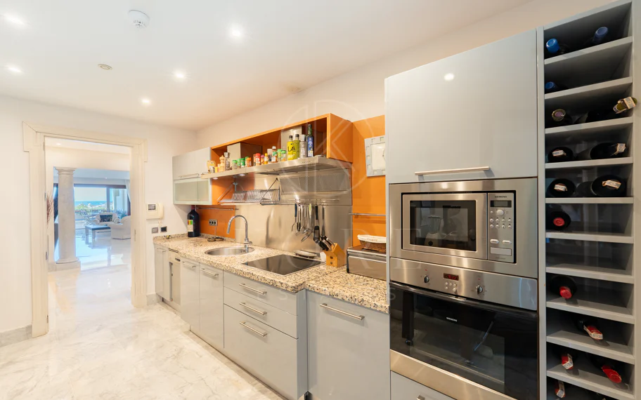 Excepcional apartamento en Los Monteros Playa en primera línea de playa