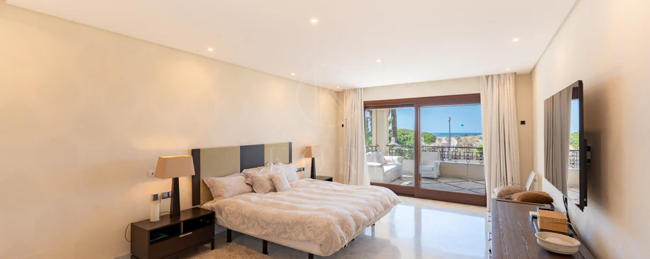 Excepcional apartamento en Los Monteros Playa en primera línea de playa