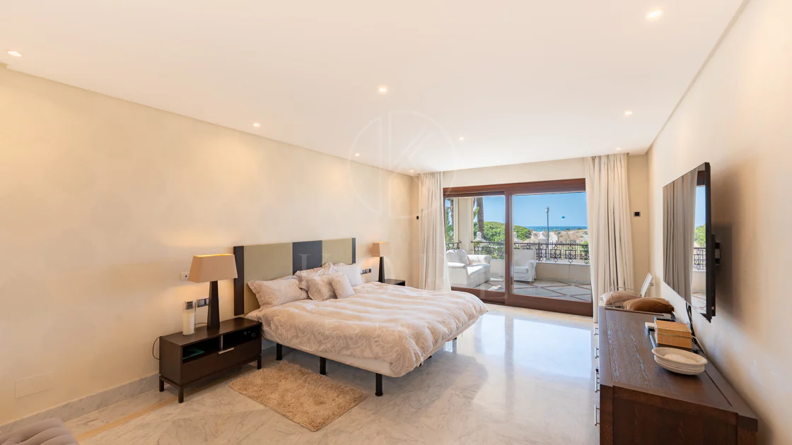 Excepcional apartamento en Los Monteros Playa en primera línea de playa