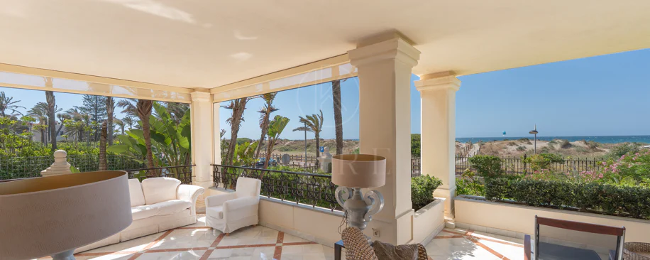 Excepcional apartamento en Los Monteros Playa en primera línea de playa