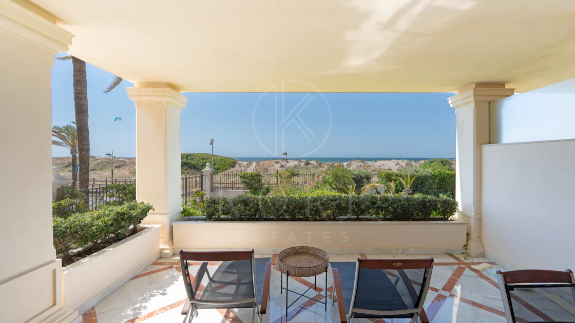 Excepcional apartamento en Los Monteros Playa en primera línea de playa