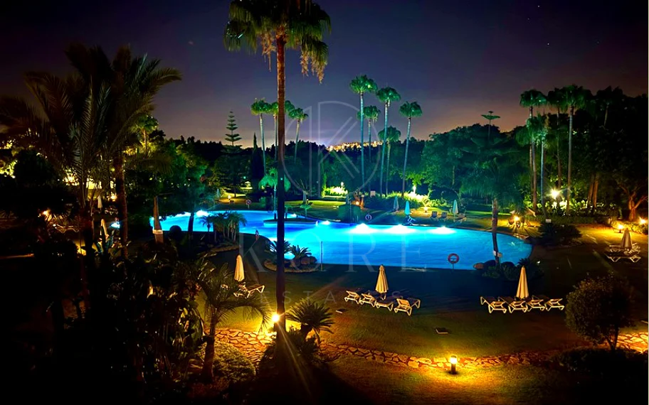 Ático Dúplex en Los Granados Golf, Nueva Andalucía