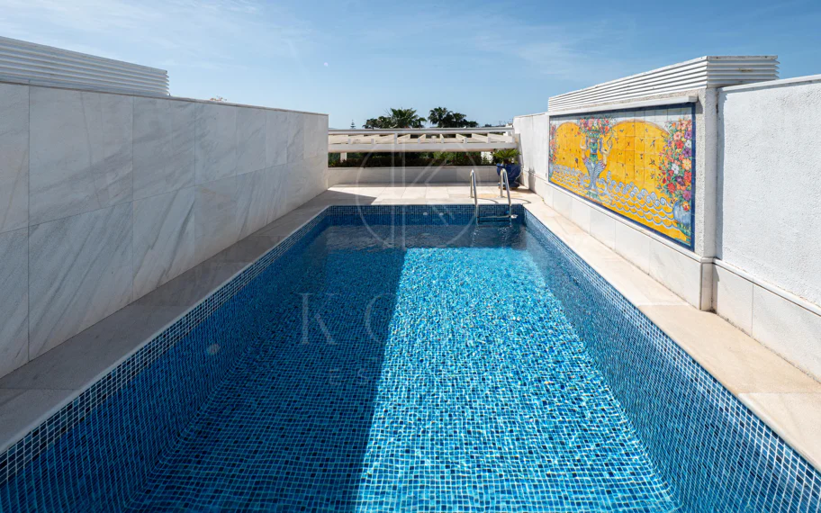 Ático Dúplex en Los Granados Golf, Nueva Andalucía