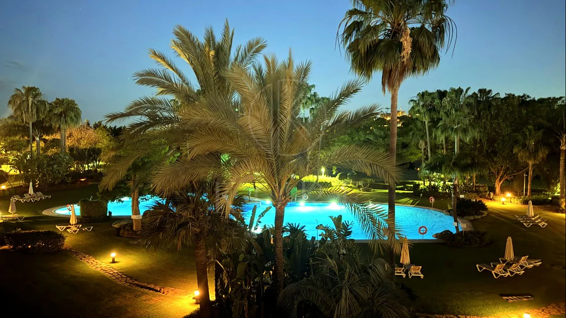 Penthouse duplex Los Granados Golf, Nueva Andalucía