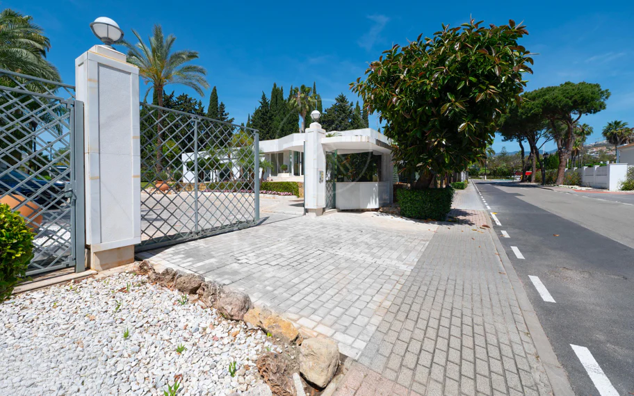 Ático Dúplex en Los Granados Golf, Nueva Andalucía