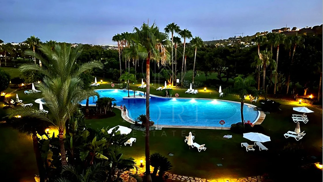 Penthouse duplex Los Granados Golf, Nueva Andalucía