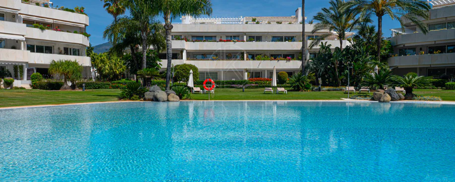 Penthouse duplex Los Granados Golf, Nueva Andalucía