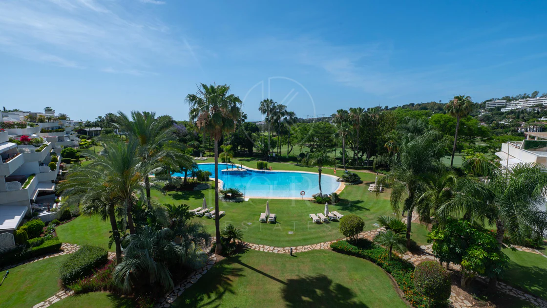 Penthouse duplex Los Granados Golf, Nueva Andalucía