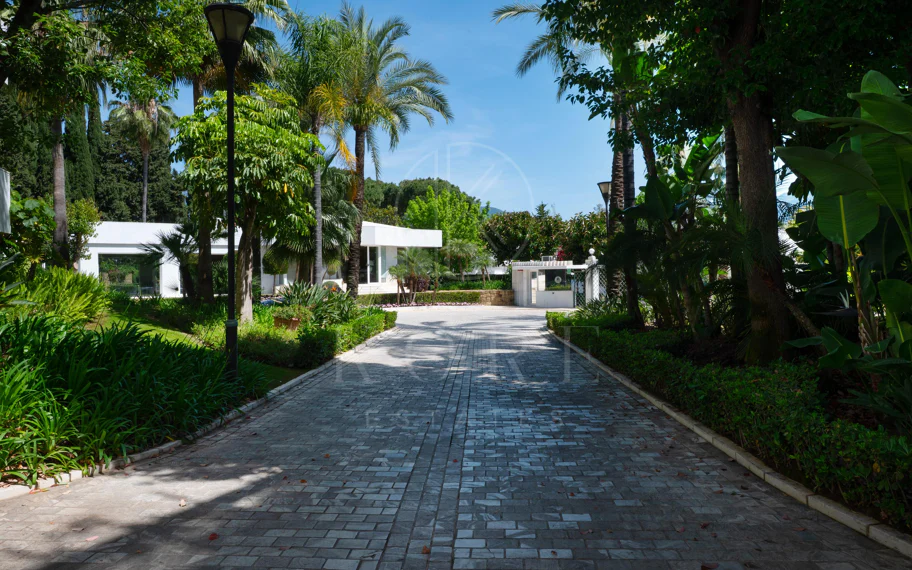 Ático Dúplex en Los Granados Golf, Nueva Andalucía