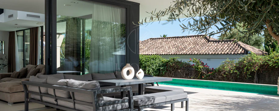 Vilă de lux cu 5 dormitoare în La Cerquilla, Nueva Andalucía, cu vedere la terenurile de golf