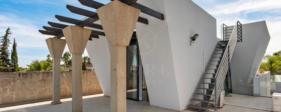 Vilă de lux cu 5 dormitoare în La Cerquilla, Nueva Andalucía, cu vedere la terenurile de golf