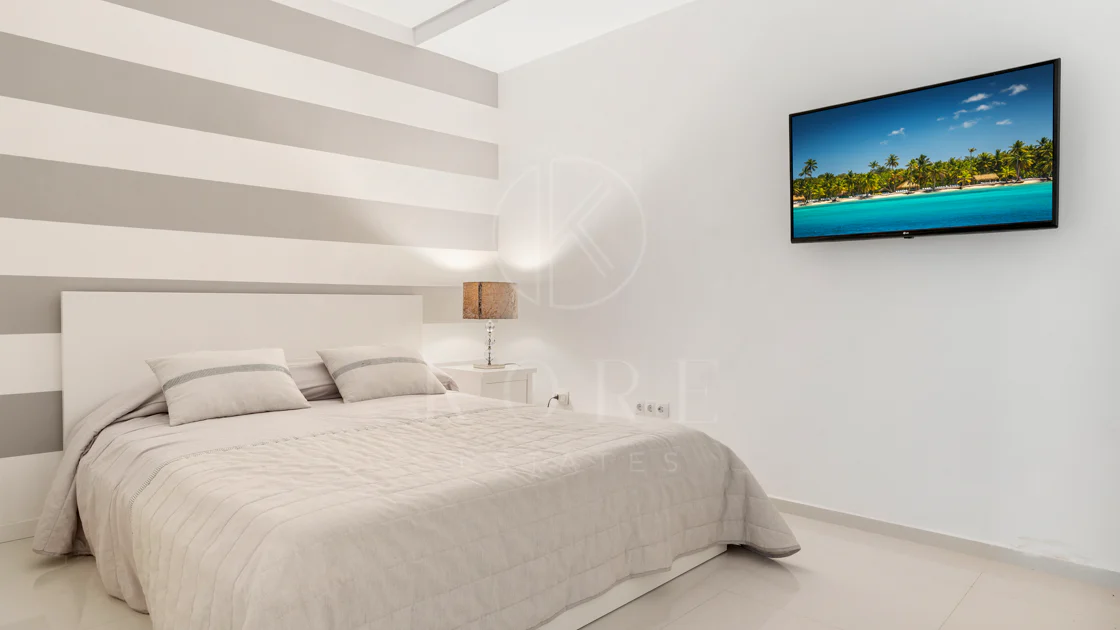 Vilă de lux cu 5 dormitoare în La Cerquilla, Nueva Andalucía, cu vedere la terenurile de golf