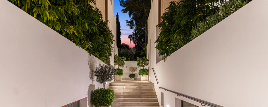 Villa de lujo cerca de Puente Romano en la Milla de Oro de Marbella