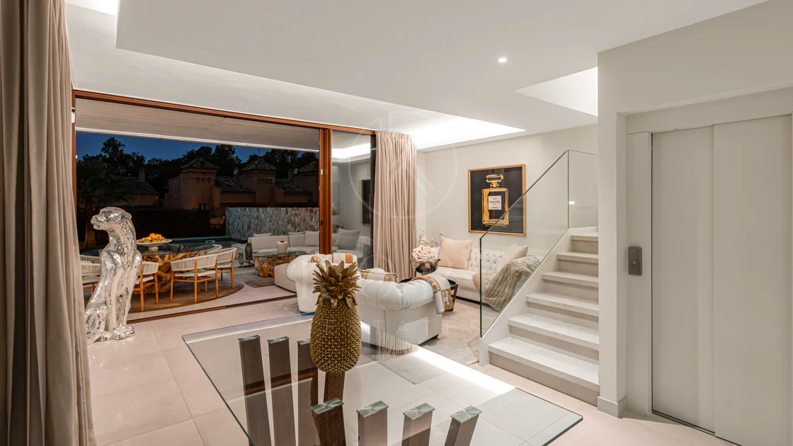 Villa de lujo cerca de Puente Romano en la Milla de Oro de Marbella