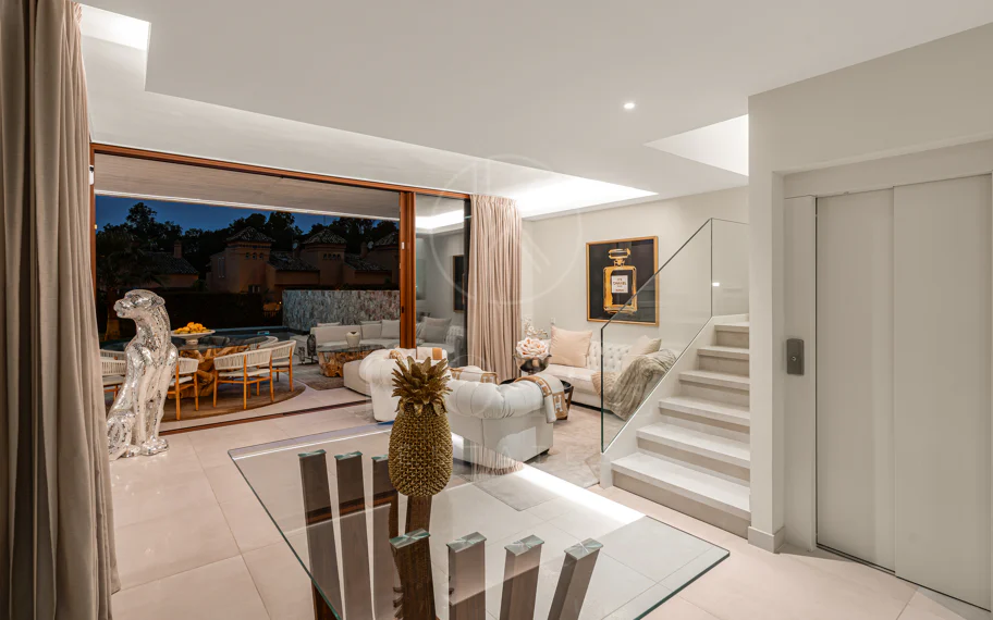 Villa de lujo cerca de Puente Romano en la Milla de Oro de Marbella