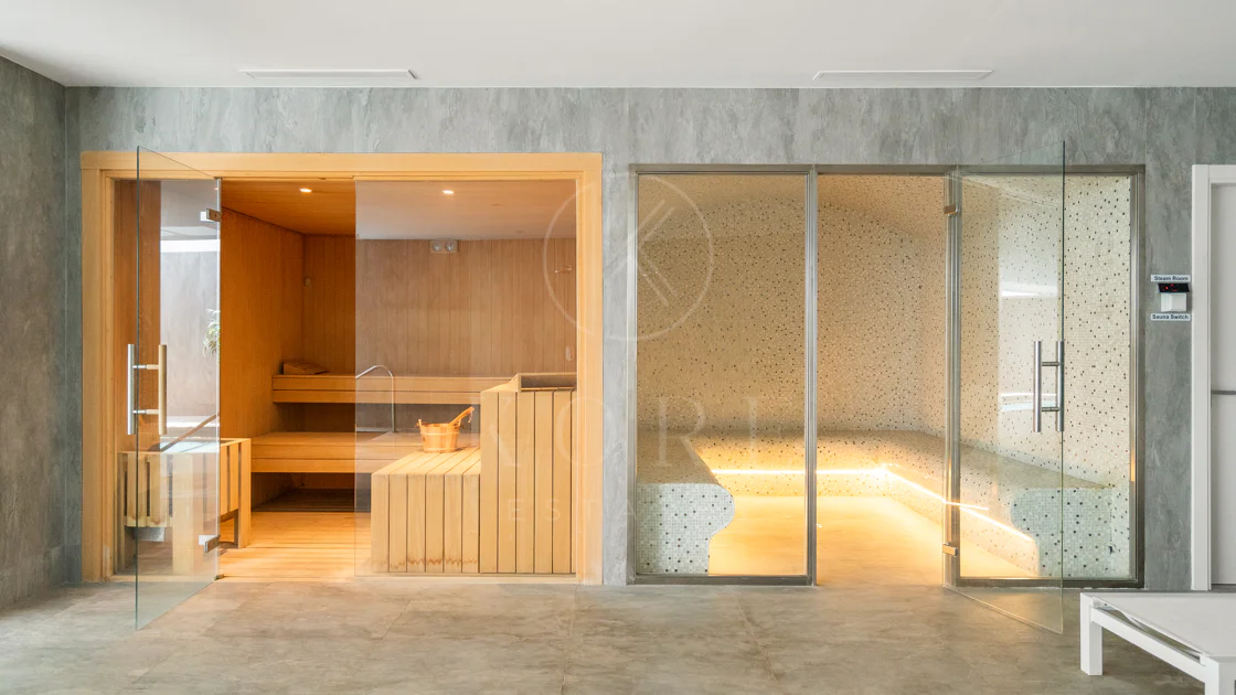 Exclusive Whole-Floor Residence with Private Pool | 9 Lions Residences, Nueva Andalucía