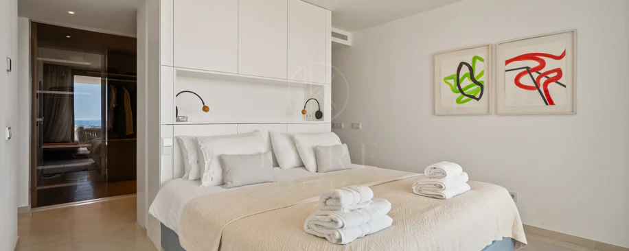 Exclusive Whole-Floor Residence with Private Pool | 9 Lions Residences, Nueva Andalucía