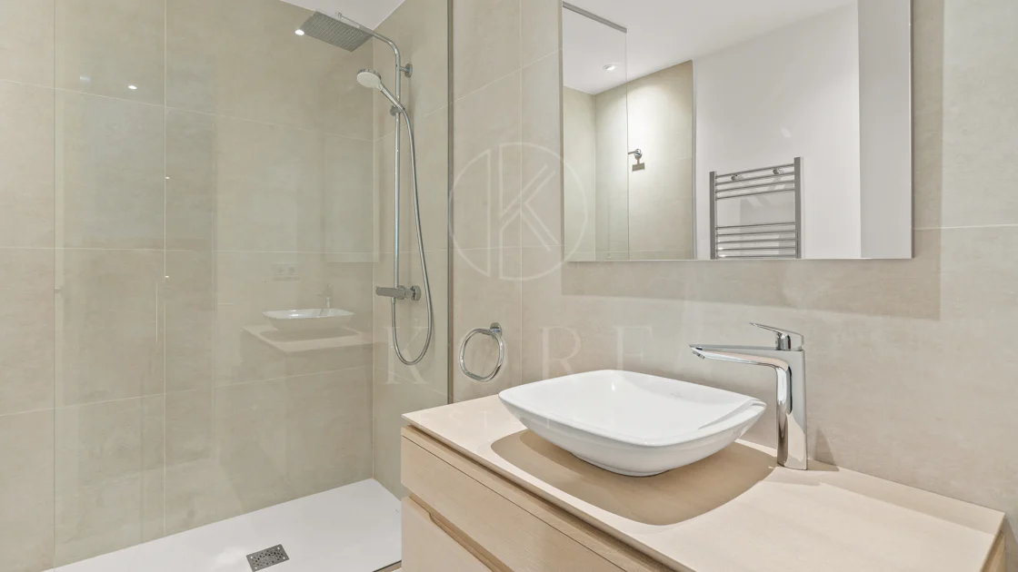 Exclusive Whole-Floor Residence with Private Pool | 9 Lions Residences, Nueva Andalucía