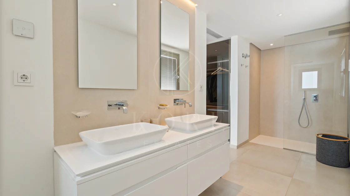 Exclusive Whole-Floor Residence with Private Pool | 9 Lions Residences, Nueva Andalucía