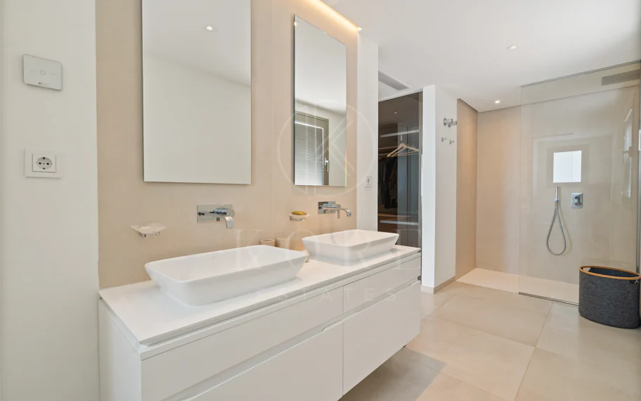 Residencia exclusiva de planta completa con piscina privada | 9 Lions Residences, Nueva Andalucía