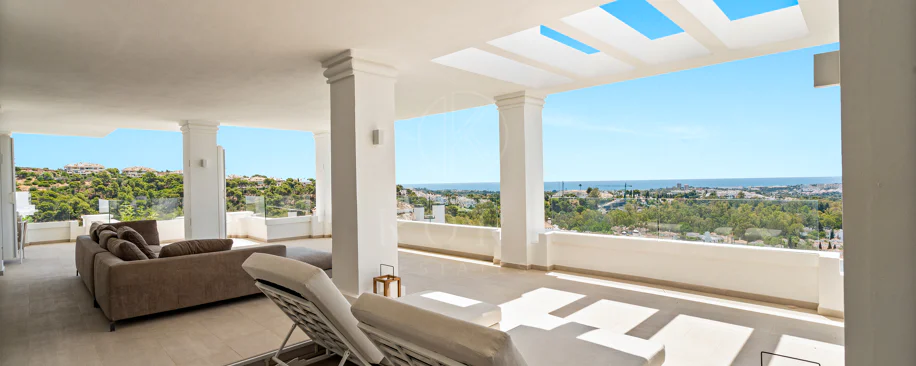 Exclusive Whole-Floor Residence with Private Pool | 9 Lions Residences, Nueva Andalucía
