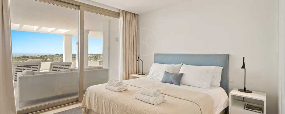 Exclusive Whole-Floor Residence with Private Pool | 9 Lions Residences, Nueva Andalucía