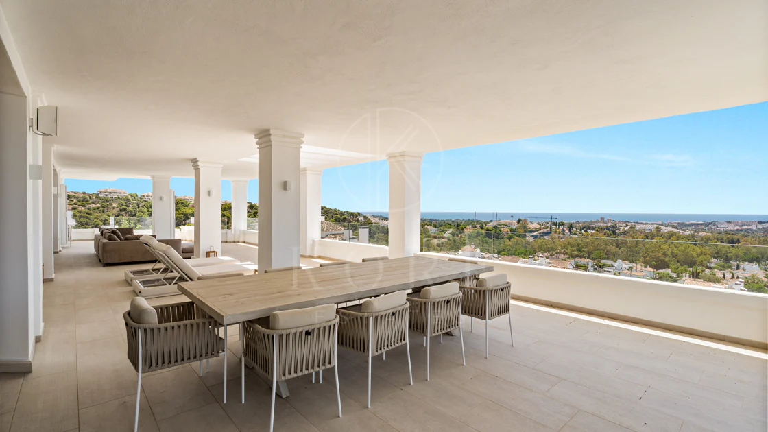 Exclusive Whole-Floor Residence with Private Pool | 9 Lions Residences, Nueva Andalucía