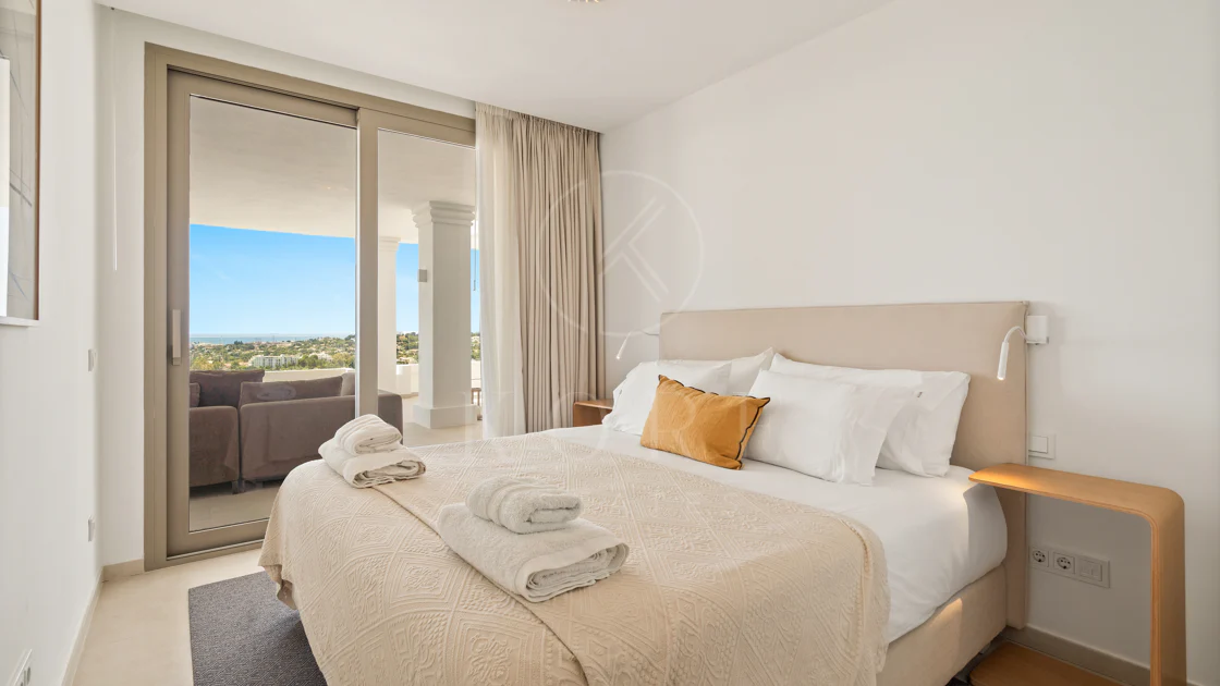 Exclusive Whole-Floor Residence with Private Pool | 9 Lions Residences, Nueva Andalucía