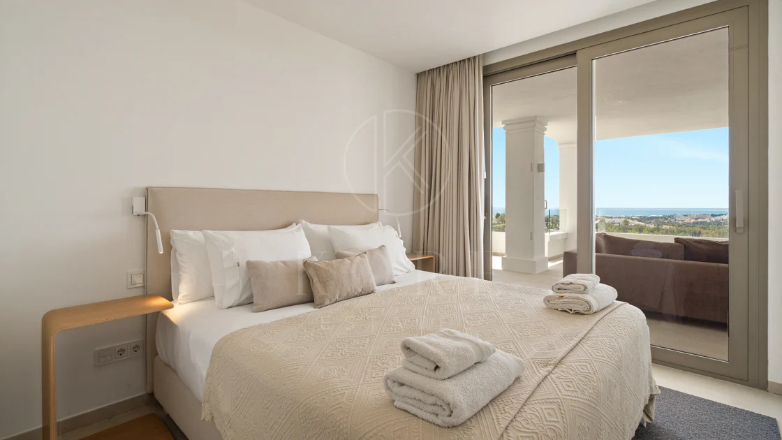 Exclusive Whole-Floor Residence with Private Pool | 9 Lions Residences, Nueva Andalucía