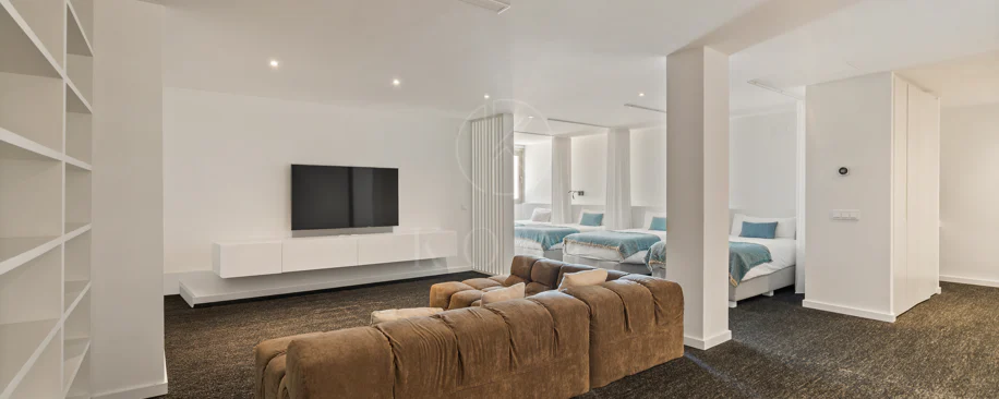 Exclusive Whole-Floor Residence with Private Pool | 9 Lions Residences, Nueva Andalucía