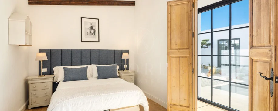 Villa de lujo de 8 dormitorios en Guadalmina Alta, Marbella, con piscina privada