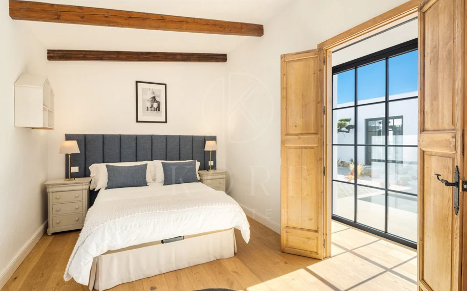 Villa de lujo de 8 dormitorios en Guadalmina Alta, Marbella, con piscina privada