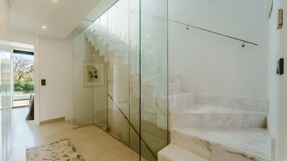 Villa pareada contemporánea exclusiva junto a la playa