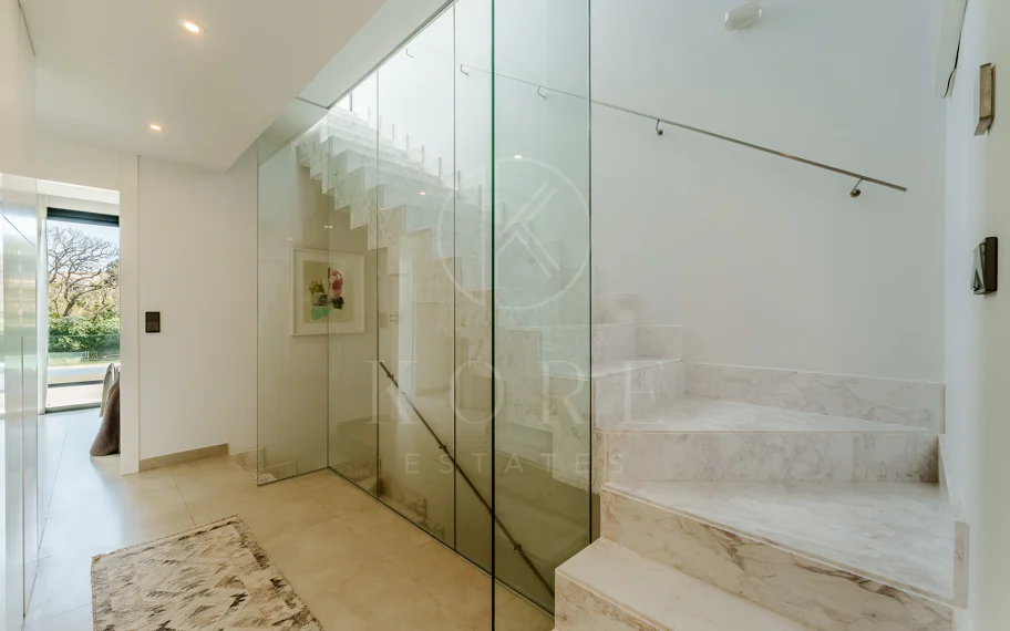 Villa pareada contemporánea exclusiva junto a la playa