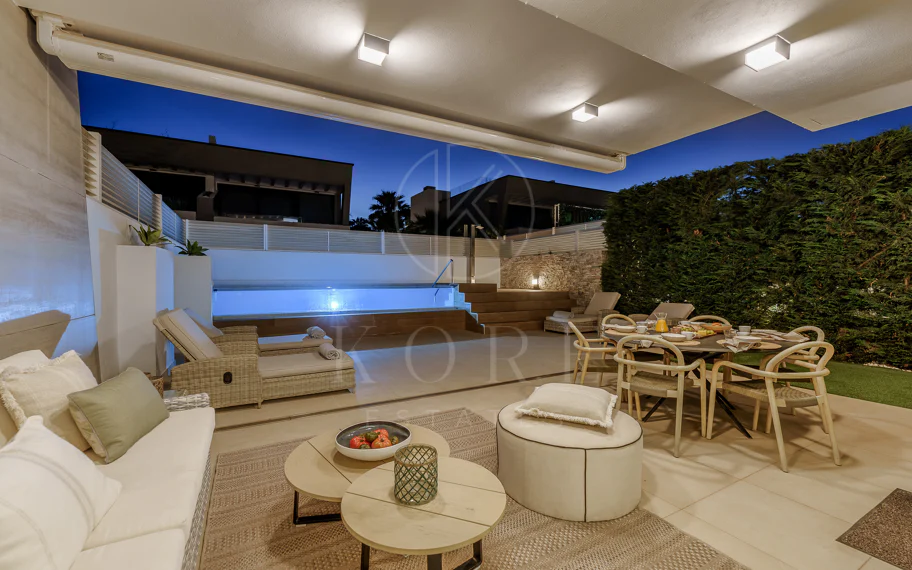 Villa pareada contemporánea exclusiva junto a la playa