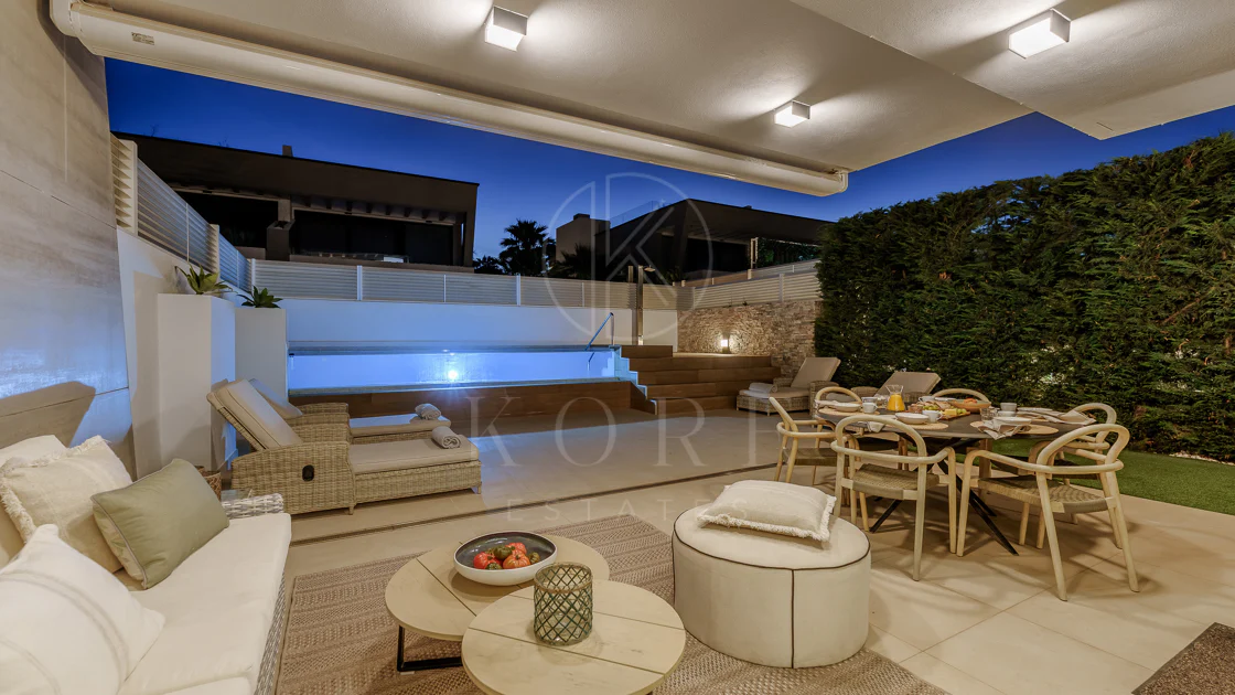 Villa pareada contemporánea exclusiva junto a la playa