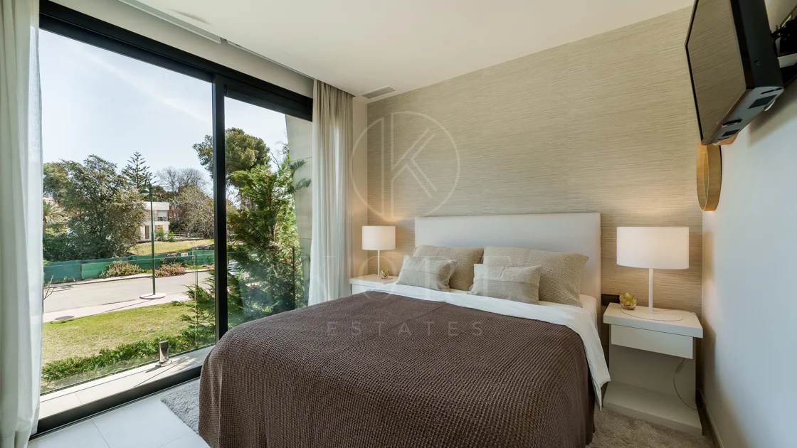 Villa pareada contemporánea exclusiva junto a la playa