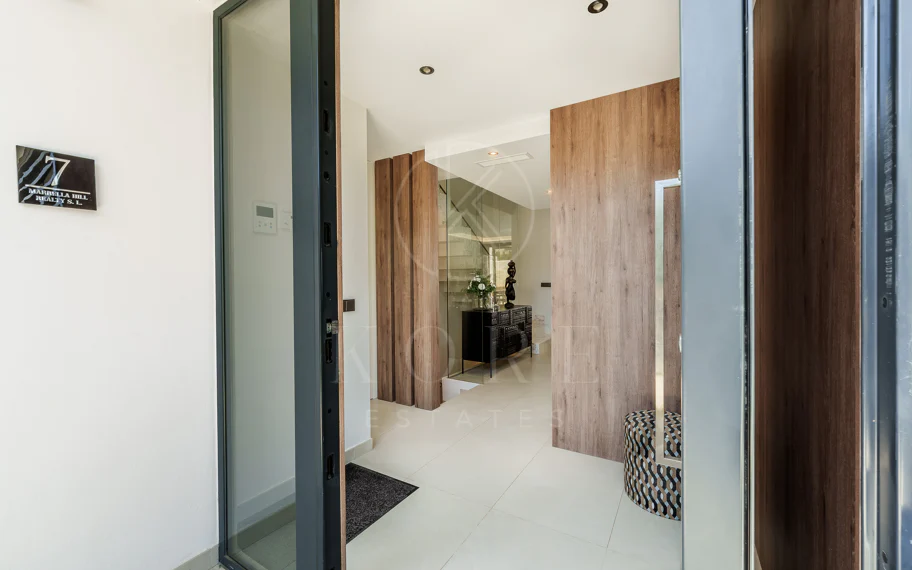 Villa pareada contemporánea exclusiva junto a la playa